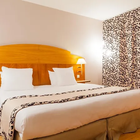 Hotel C Spacieuses Nimes