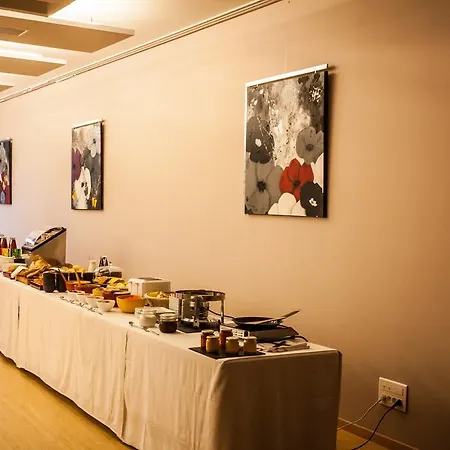 C Spacieuses Hotel 4*