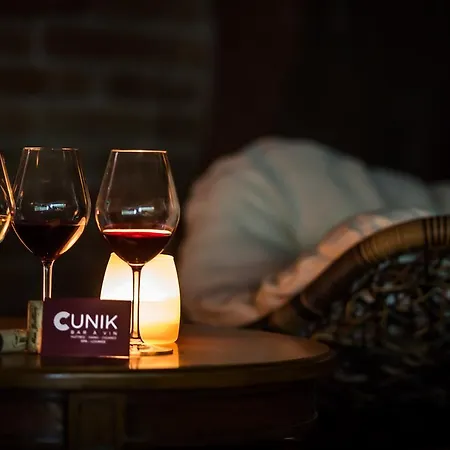 C Spacieuses Szálloda Nîmes