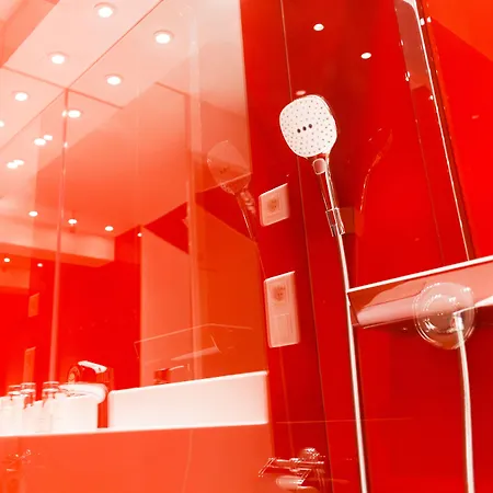 Hotel C Spacieuses 4*