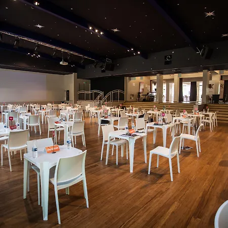 Hotel C Spacieuses Nimes