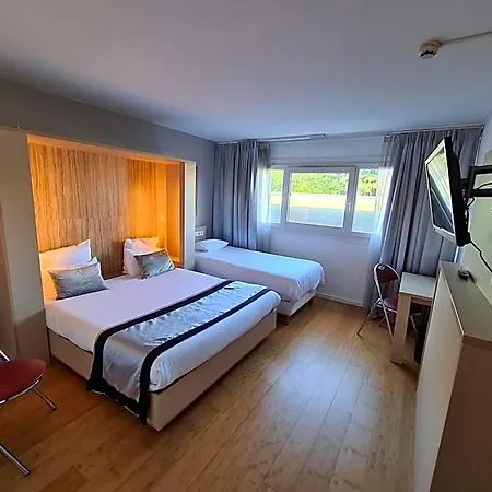 Hotel C Spacieuses Nimes