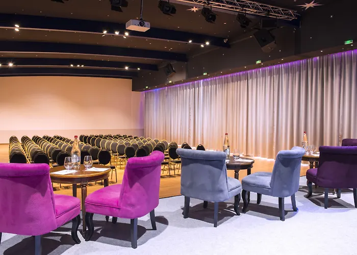 C Spacieuses 4* Nîmes