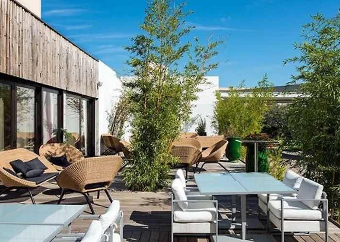 Hotel C Spacieuses Nimes