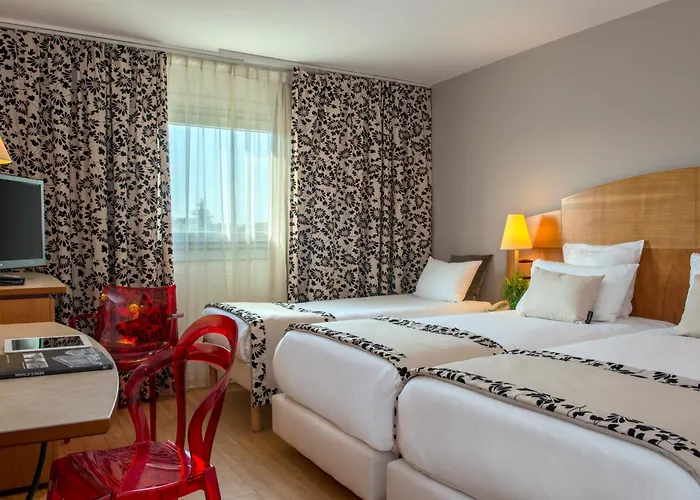 C Spacieuses Szálloda 4*